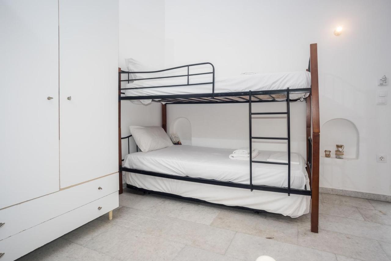 Depis Economy Apartments Naxos City ภายนอก รูปภาพ